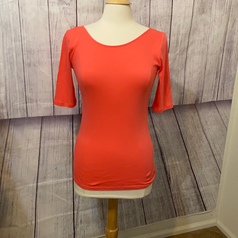 Ann Taylor 100% cotton scoop neck size small